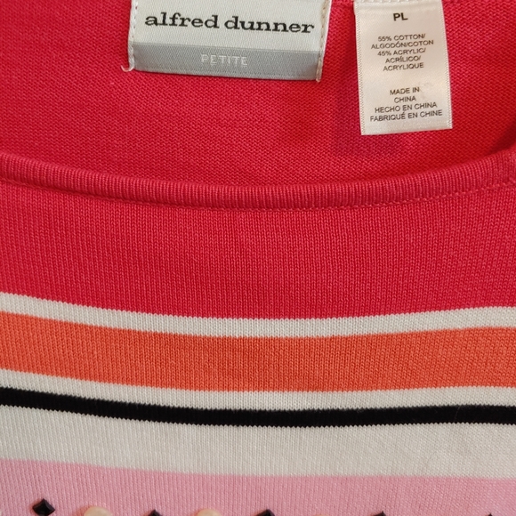 Top - Picture 3 of 4